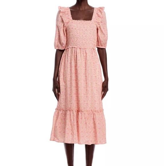 Vineyard Vines Dresses & Skirts - NWT - Vineyard Vines Pink Cotton Silk Floral Smocked Puff‎ Sleeve Dress - Size M